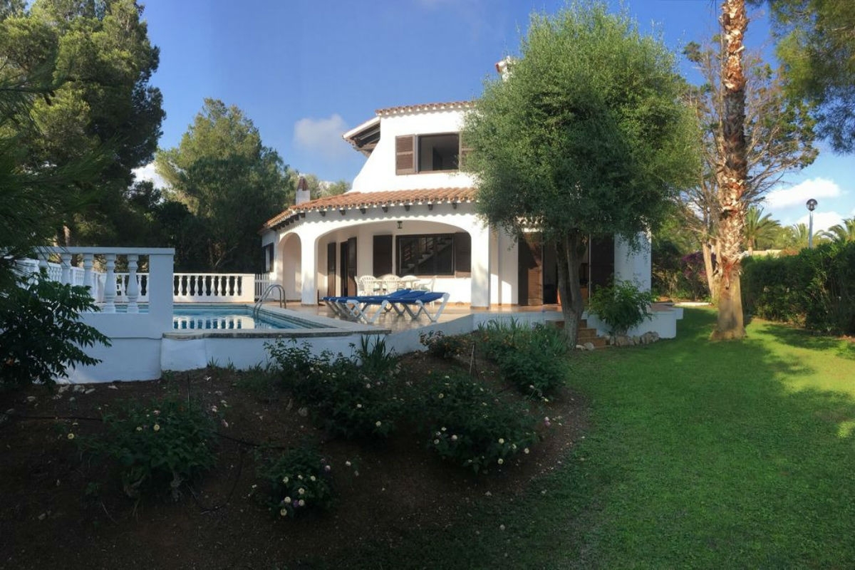 Finca mit Meerblick in Son Bou und Pool kaufen